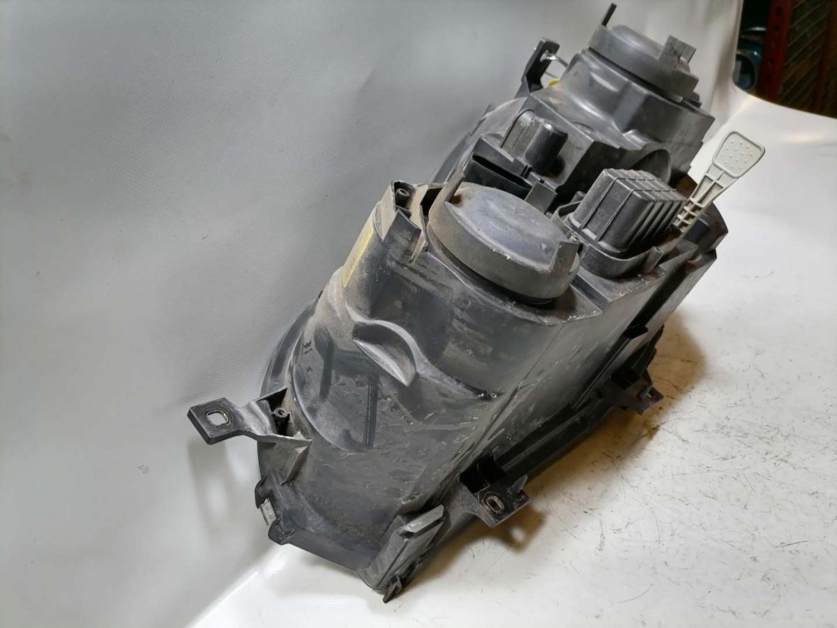 VW Polo 9N1 Scheinwerfer vorn rechts Halogen Bj.2003